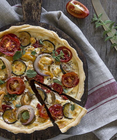 Savoury tart with vegetable